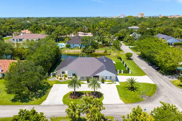 $2,925,000 | 9201 Southwest 102nd Street, Miami, FL 33176