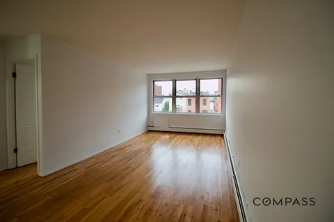 $6,200 | 121 4th Place, Unit 3 | Carroll Gardens