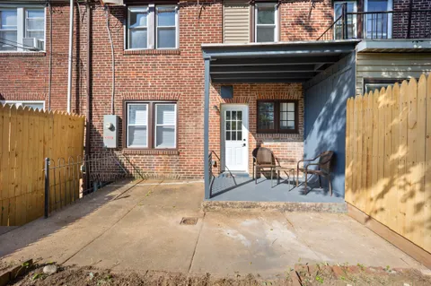 $289,000 | 19 West 37th Street, Wilmington, DE 19802