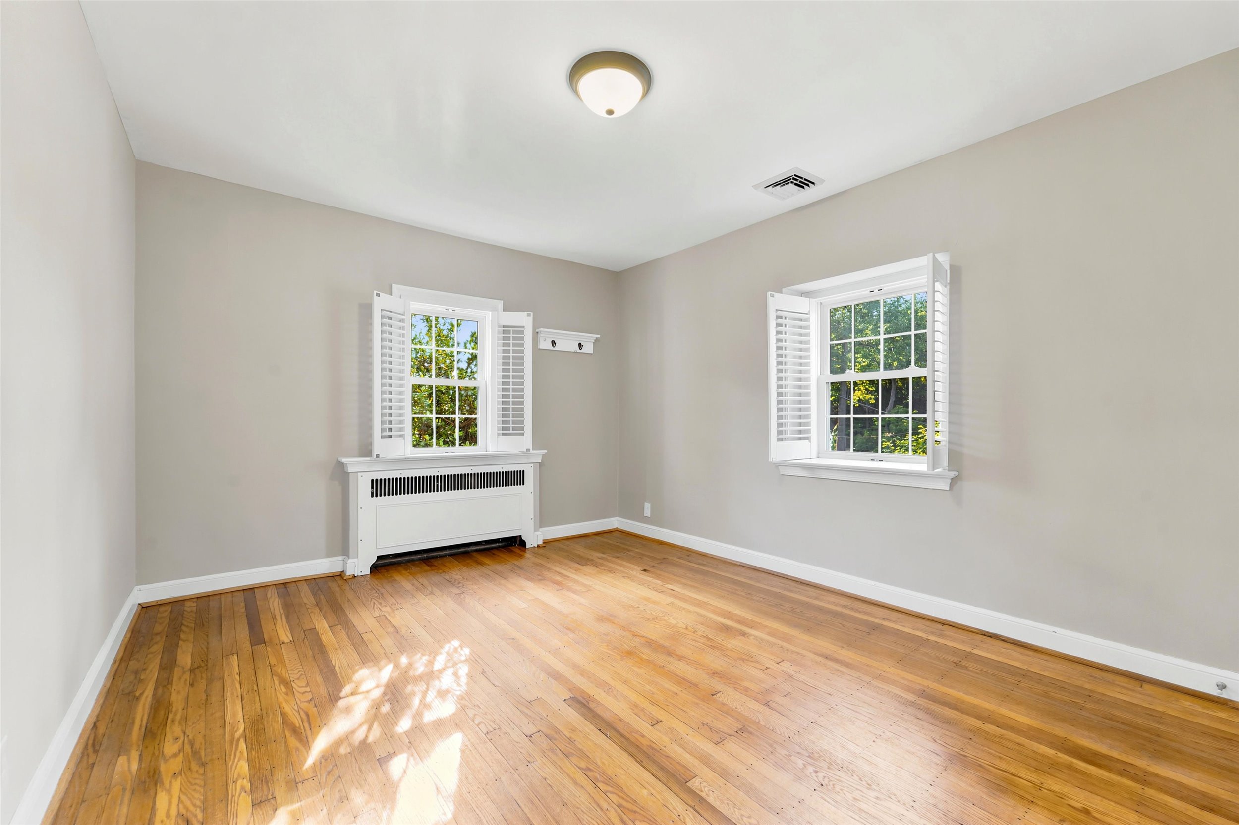 570 Strathmore Road Havertown, PA 19083 - Photo 23 of 33