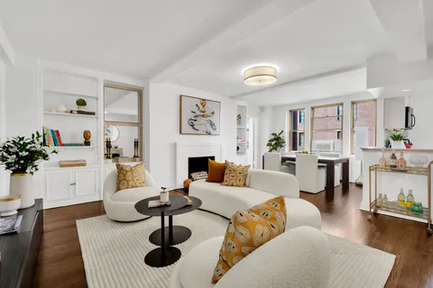 $1,799,000 | 59 West 12th Street, Unit 6A | Greenwich Village