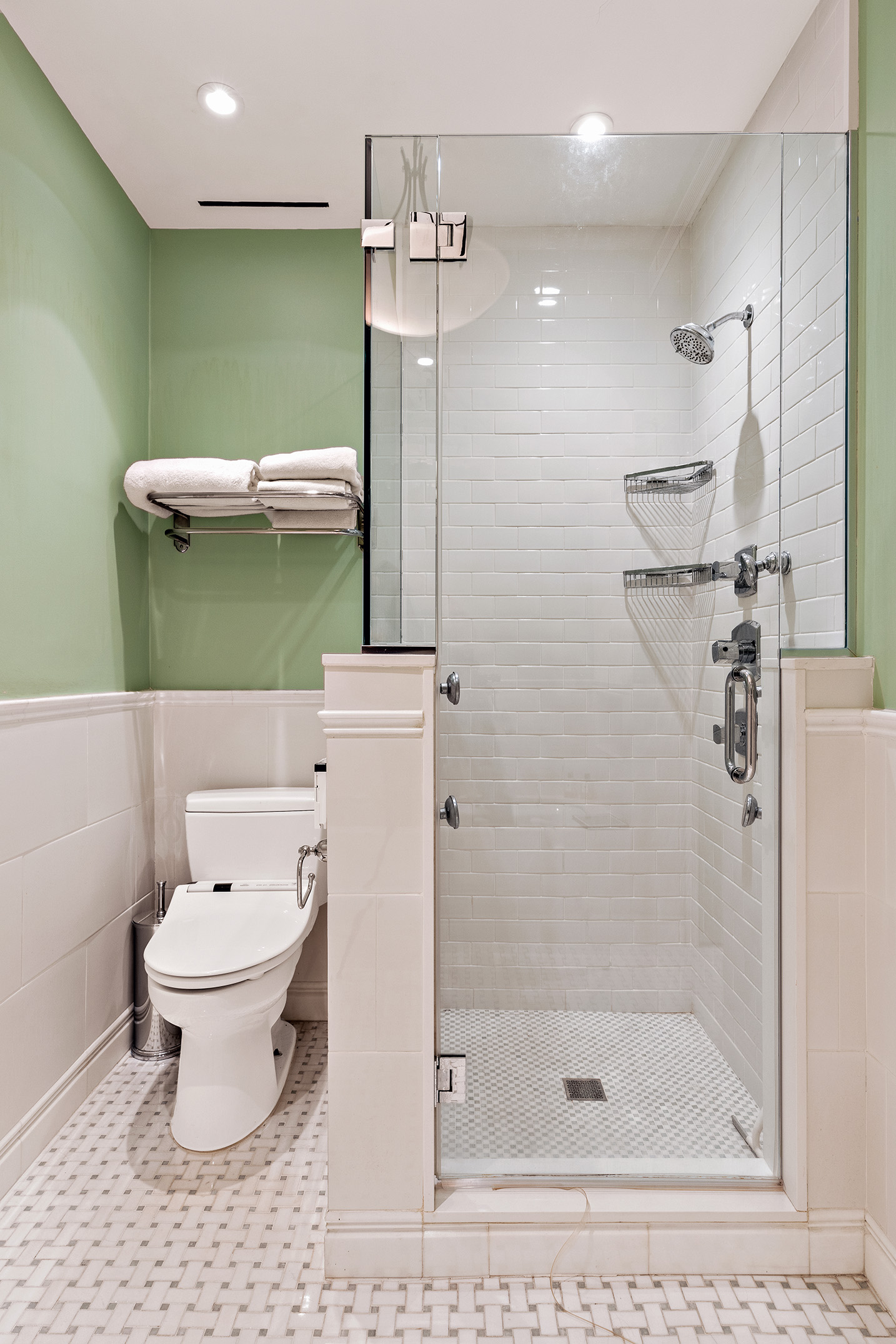 1220 Park Avenue, Unit 1A New York, NY 10128 - Photo 14 of 18