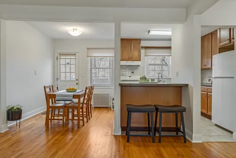 Contact Agent | 40 A Meadowbrook Place, Maplewood, NJ 07040