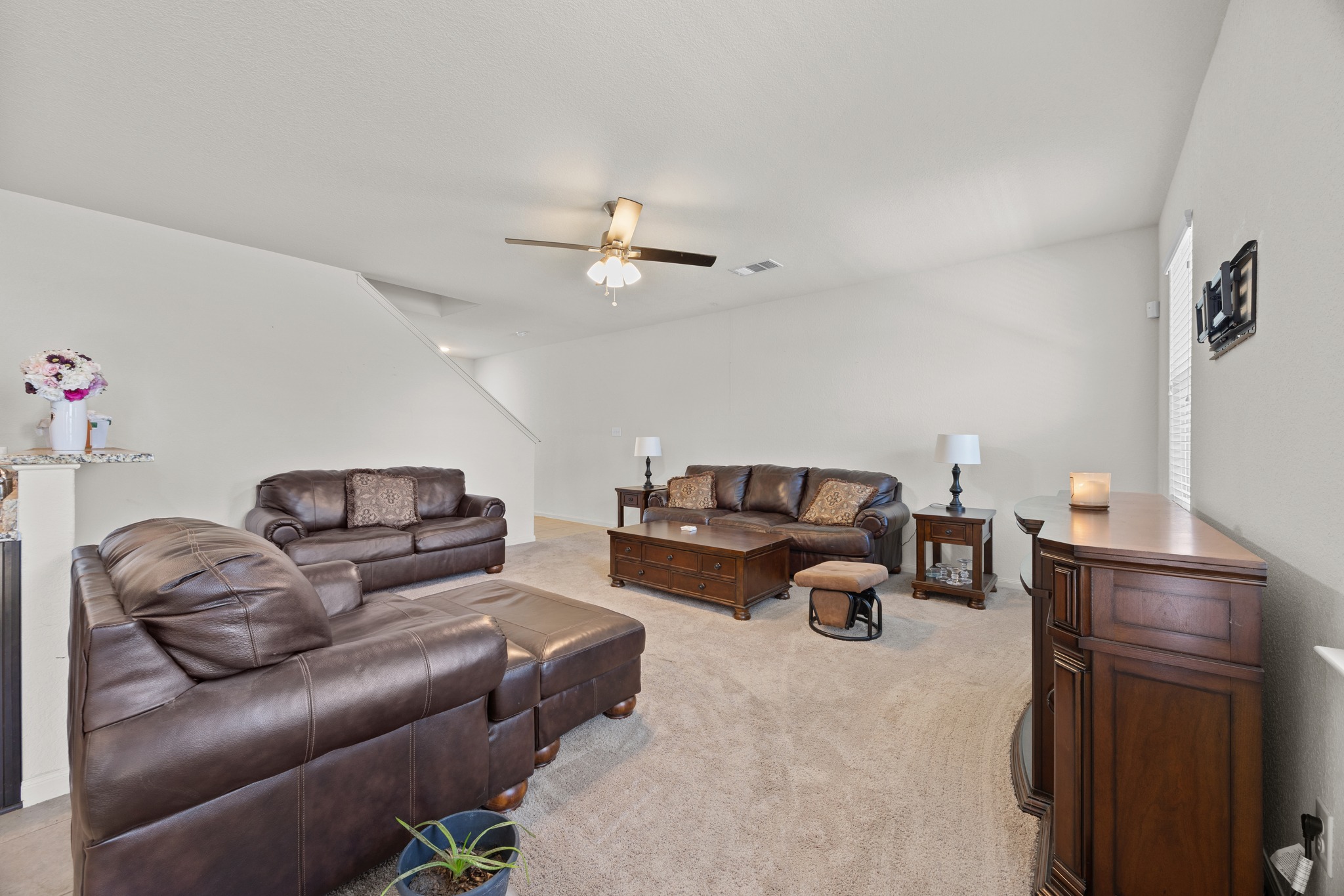 20101 Grover Cleveland Way Manor, TX 78653 - Photo 9 of 32