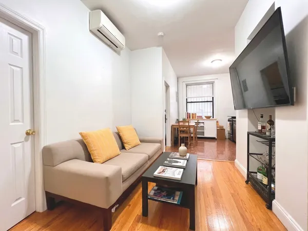 $5,795 | 90 Thompson Street, Unit A2 | SoHo
