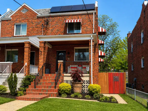 $465,000 | 3910 Q Street Southeast, Washington, DC 20020