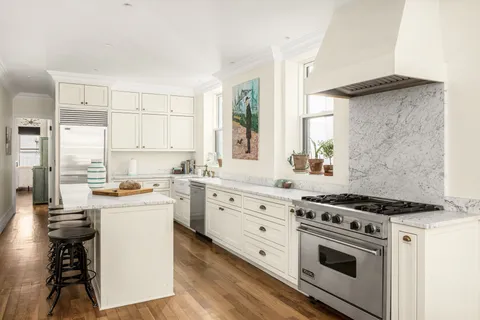 $3,895,000 | 67 Perry Street, Unit 4 | West Village