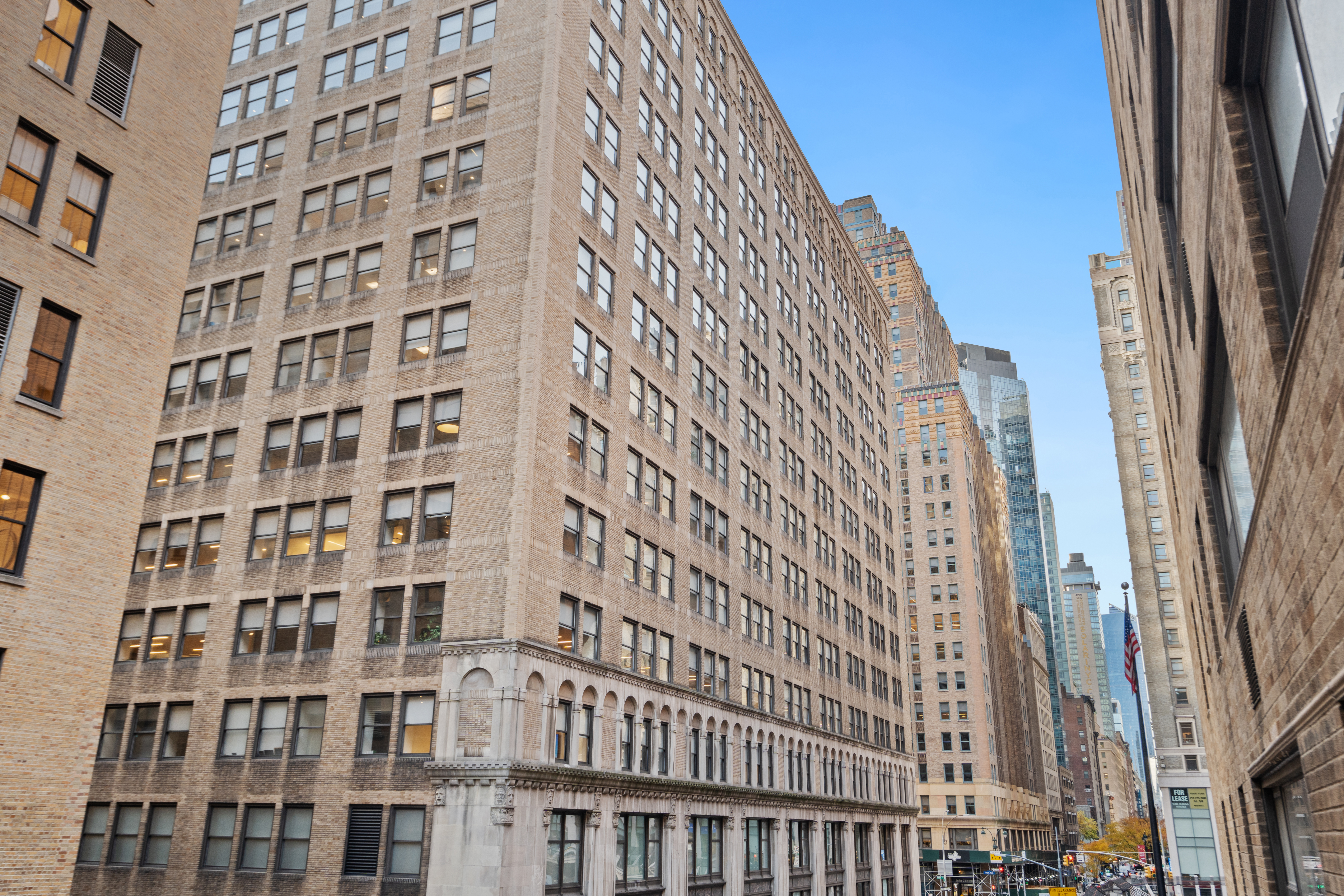 139 East 33rd Street, Unit 4H Manhattan, NY 10016 - Photo 16 of 19