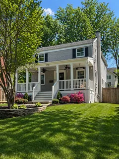 $1,599,999 | 5716 8th Road North, Arlington, VA 22205