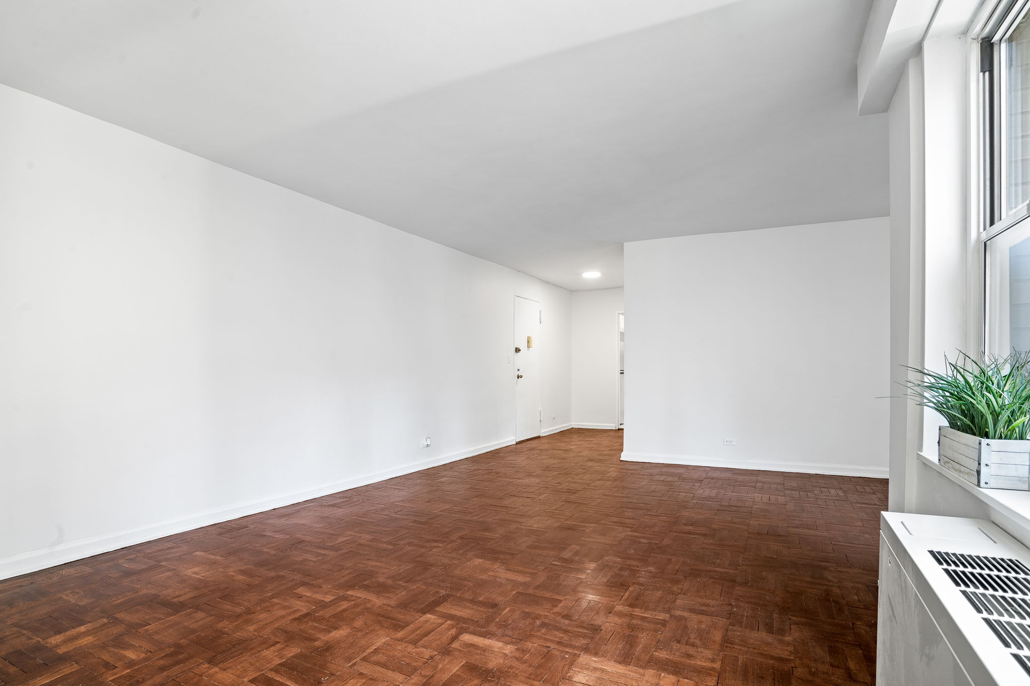 150 East 61st Street, Unit 8B Manhattan, NY 10065 - Photo 9 of 30 a view of an empty room