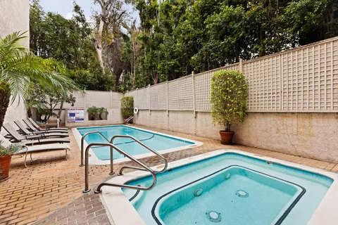 $1,349,000 | 1520 South Beverly Glen Boulevard, Unit 507, Los Angeles, CA 90024