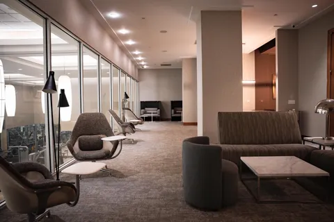 $599,000 | 20 West Street, Unit 36E | Financial District