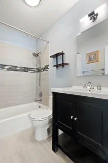 $935,000 | 178 East 80th Street, Unit 15C | Upper East Side