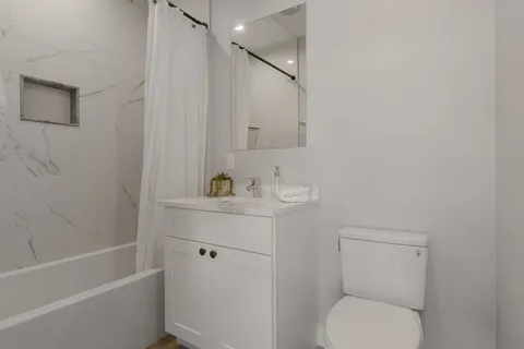 $845,000 | 17 Chestnut Avenue, Unit 3, Jamaica Plain, MA 02130