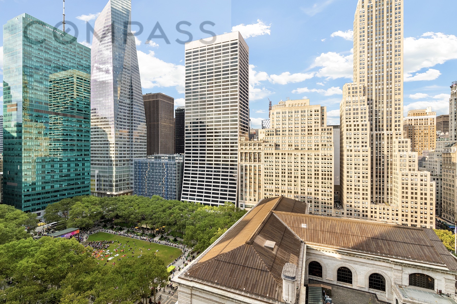 16 West 40th Street, Unit 21B Manhattan, NY 10018 - Photo 4 of 18 a view of a city from a balcony