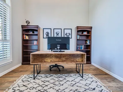 $870,000 | 100 Empire Court, Austin, TX 78737