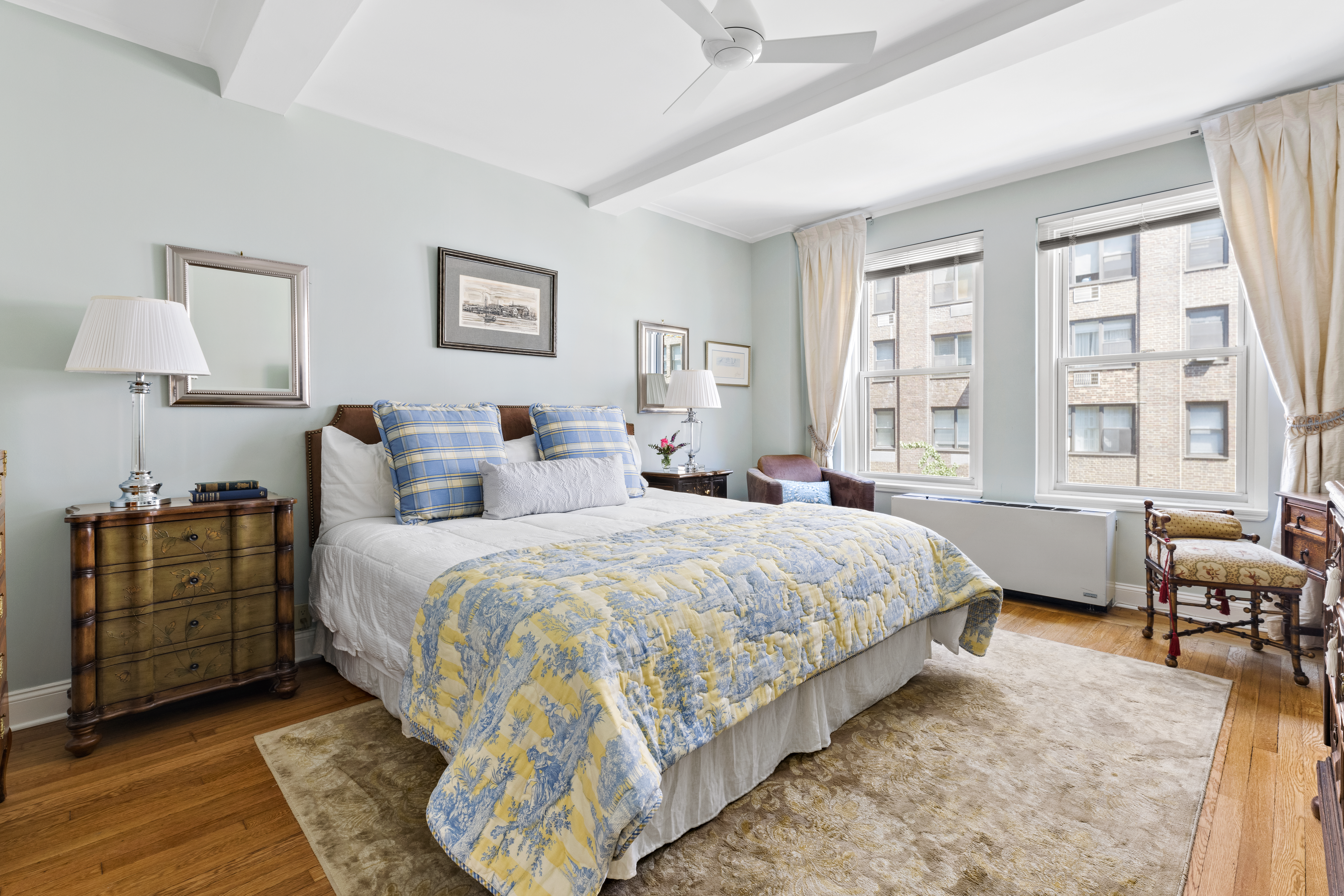 30 Beekman Place, Unit 5D Manhattan, NY 10022 - Photo 5 of 13