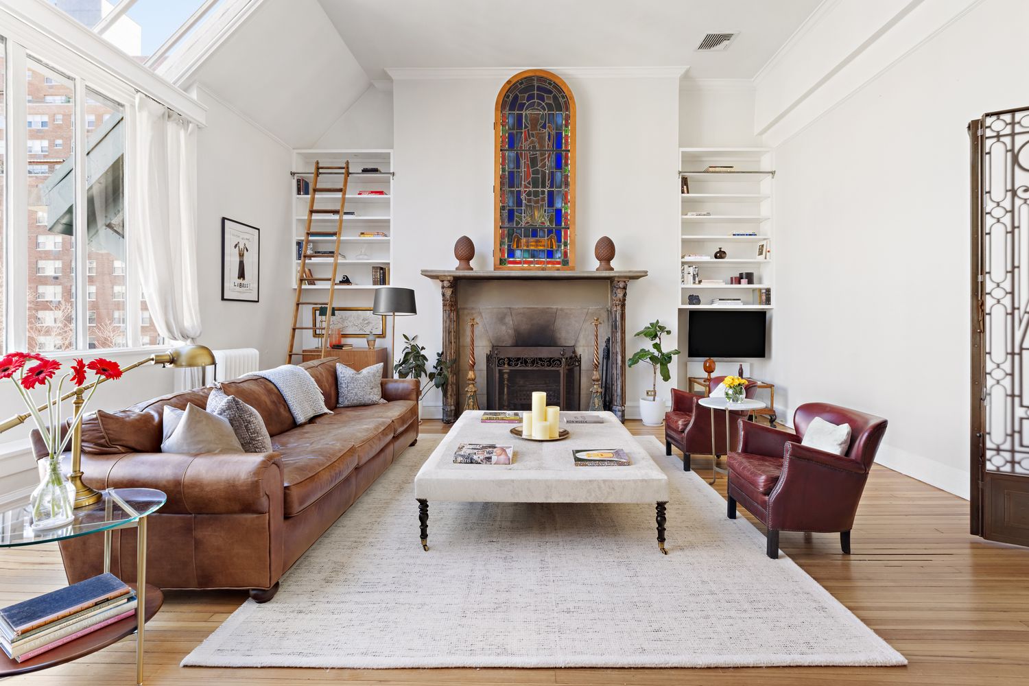 $2,650,000 | 132 East 19th Street, Unit 7F | Gramercy