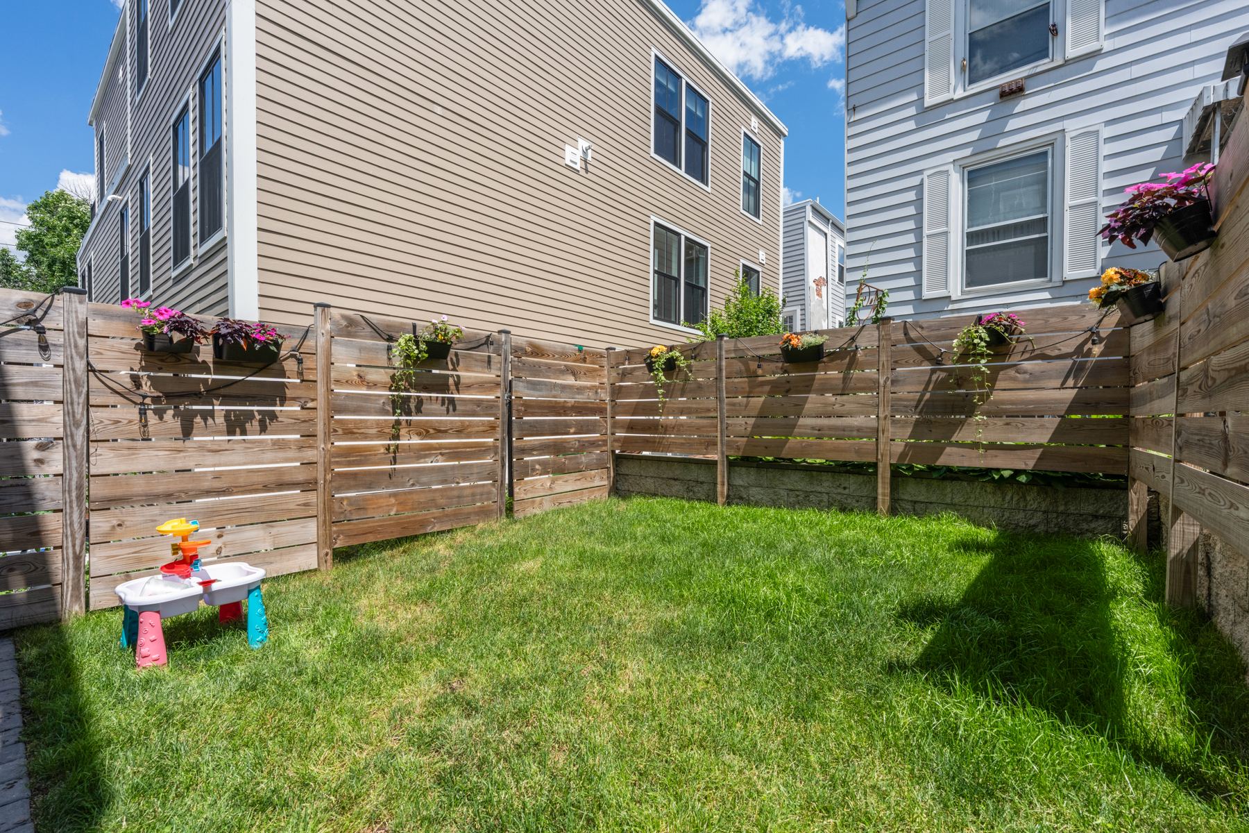 21 Lamson Street, Unit 2 Boston, MA 02128 - Photo 17 of 21