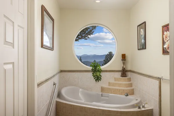 $2,100,000 | 323 Overlook Lane, Boulder, CO 80302