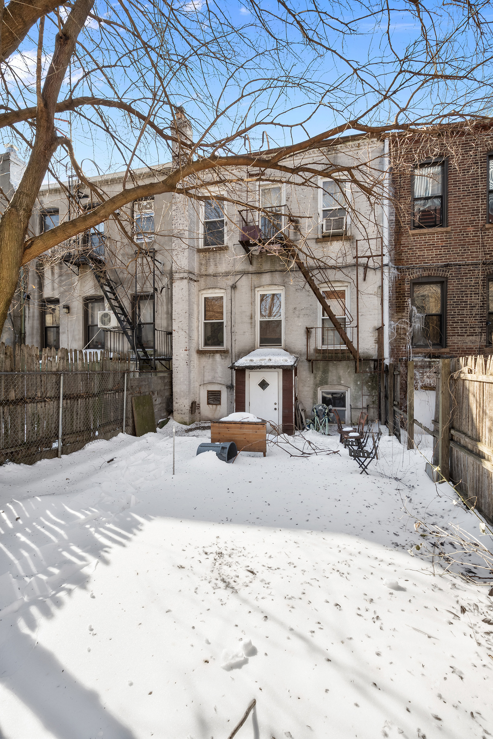 167 St Nicholas Avenue Brooklyn, NY 11237 - Photo 5 of 6 a view of large building