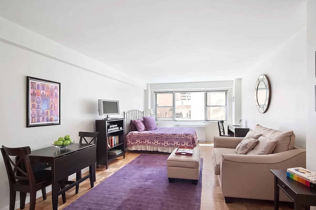 321 East 48th Street, Unit 8E Manhattan, NY 10017 - Photo 2 of 10
