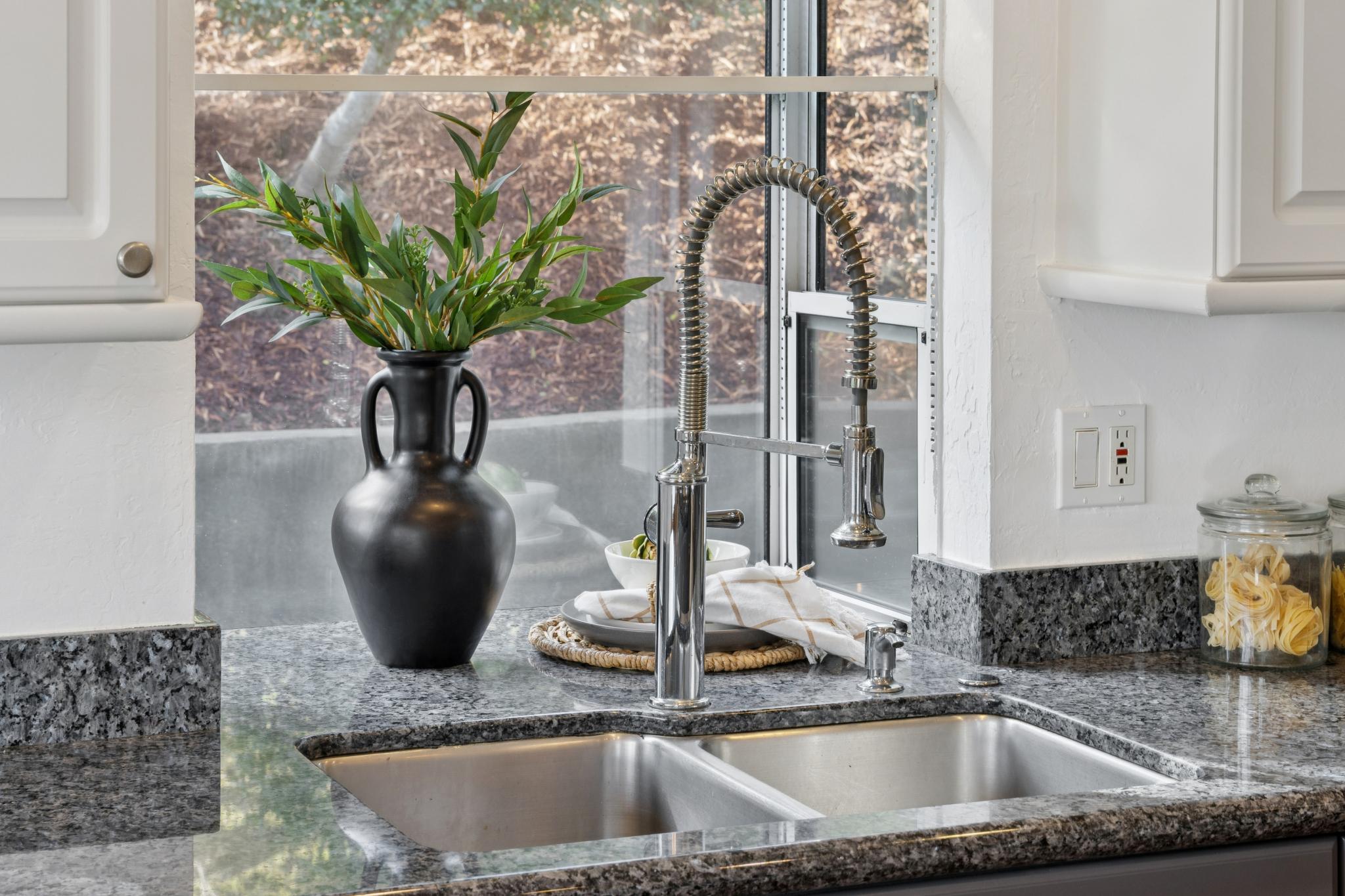 81 Rose Street San Rafael, CA 94901 - Photo 16 of 58