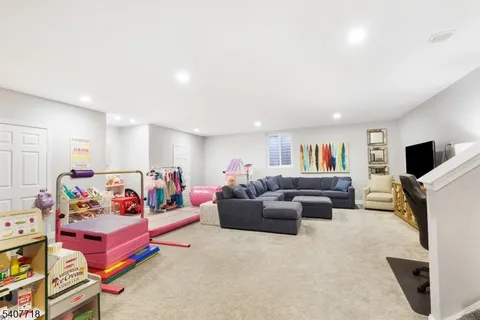 $1,405,000 | 3 Fillmore Drive, Morristown, NJ 07960