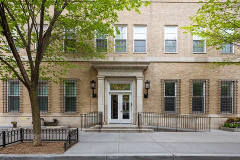 $5,350,000 | 72 Poplar Street, Unit PH | Brooklyn Heights