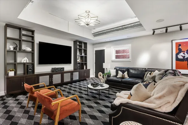 $3,125,000 | 761 10th Street Southeast, Washington, DC 20003