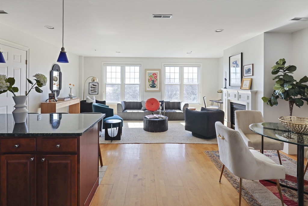 1306 Columbia Road, Unit 5C Boston, MA 02127 - Photo 5 of 19 Gallery Image 5