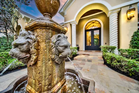 Contact Agent | North Gary Glen Circle, The Woodlands, TX 77382