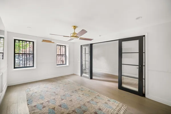 $6,000,000 | 265 6th Avenue | Park Slope