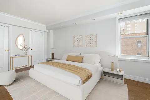 $2,700,000 | 69 5th Avenue, Unit 17J | Flatiron