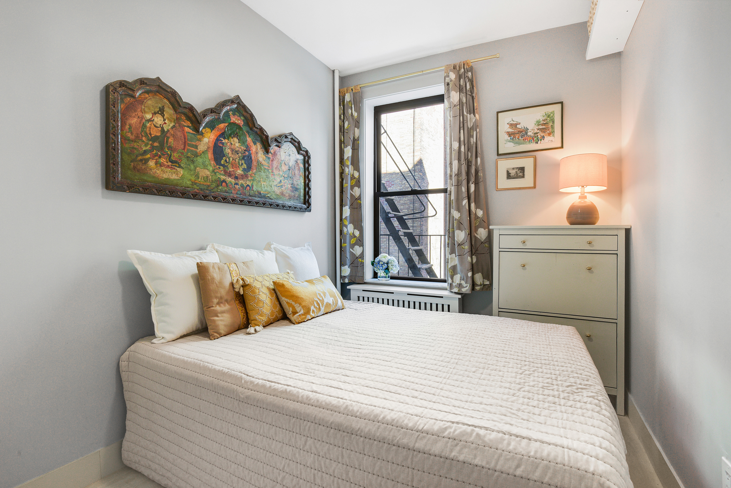 215 West 105th Street, Unit 3B Manhattan, NY 10025 - Photo 10 of 12