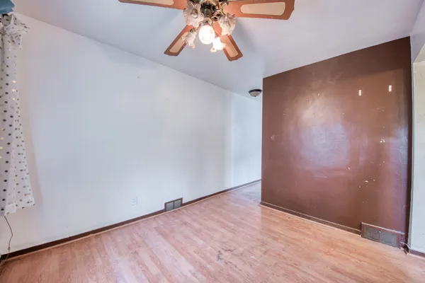 $109,999 | 147 Schenley Manor Drive, Pittsburgh, PA 15201