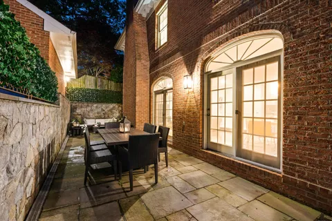 Contact Agent | 5313 Massachusetts Avenue, Bethesda, MD 20816