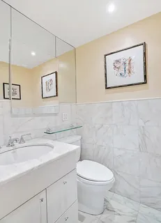 $550,000 | 50 Sutton Place South, Unit 2D | Sutton Place