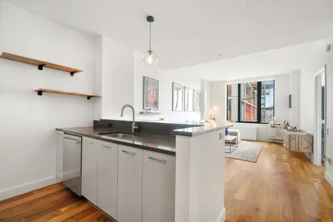 $1,190,000 | 42-14 Crescent Street, Unit 12A | Long Island City