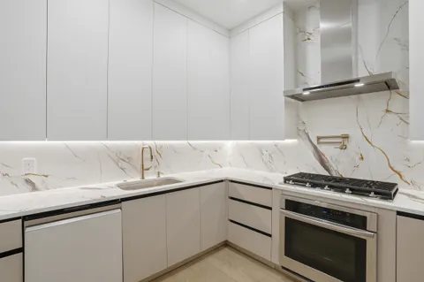 $5,295,000 | 1124 Savile Lane, McLean, VA 22101
