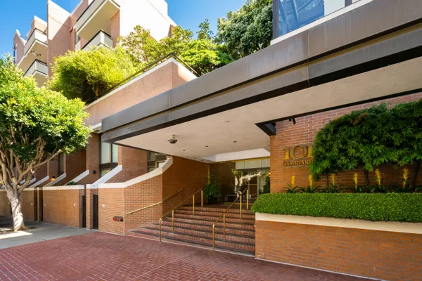 $1,898,000 | 101 Lombard Street, Unit 901W, San Francisco, CA 94111
