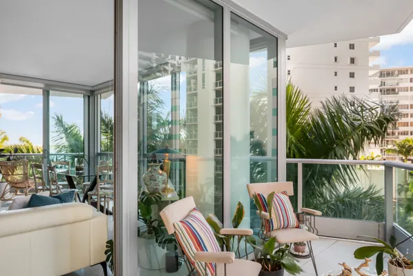 $1,385,000 | 1331 Brickell Bay Drive, Unit 408, Miami, FL 33131