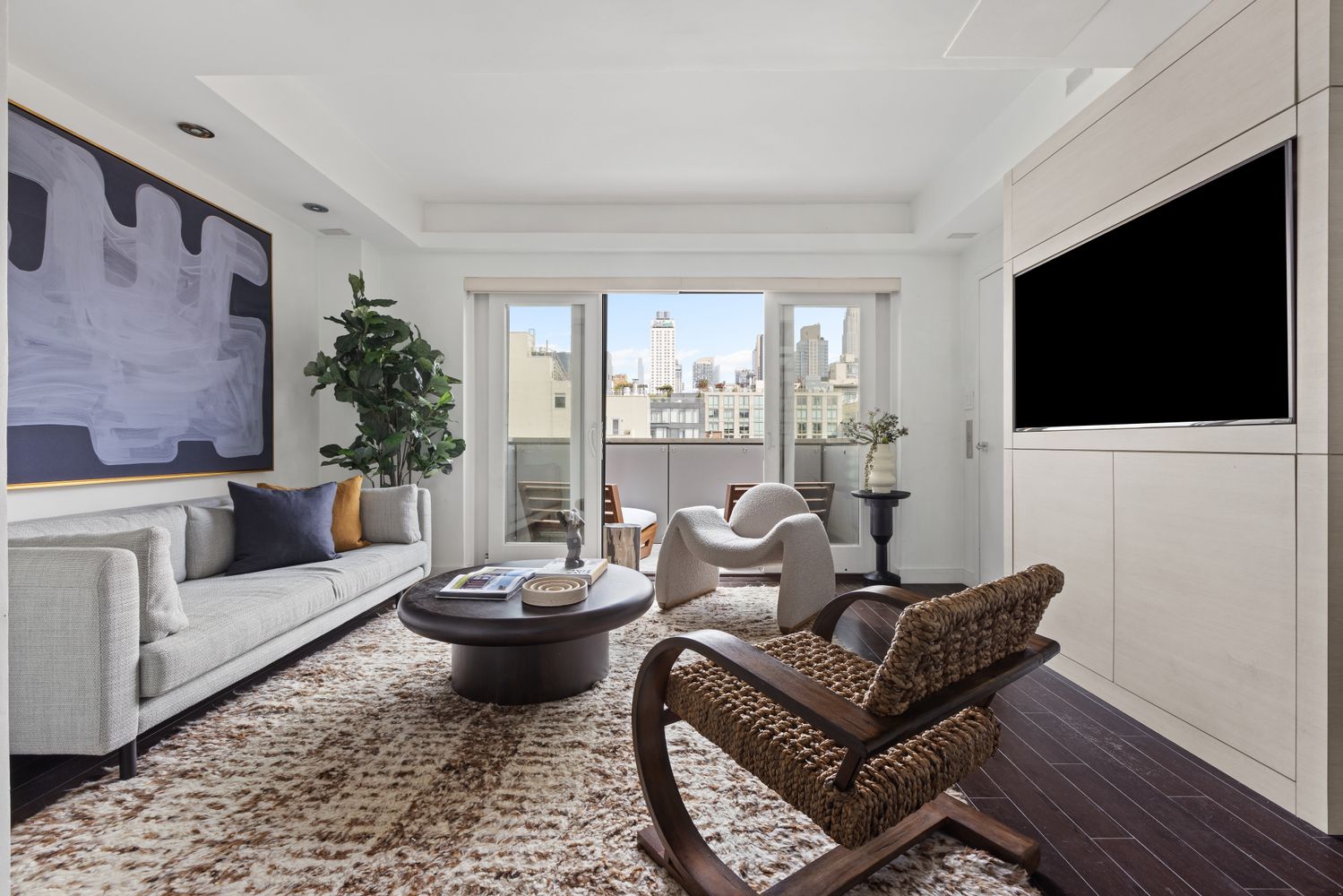 $2,800,000 | 136 West 17th Street, Unit PHB | Chelsea