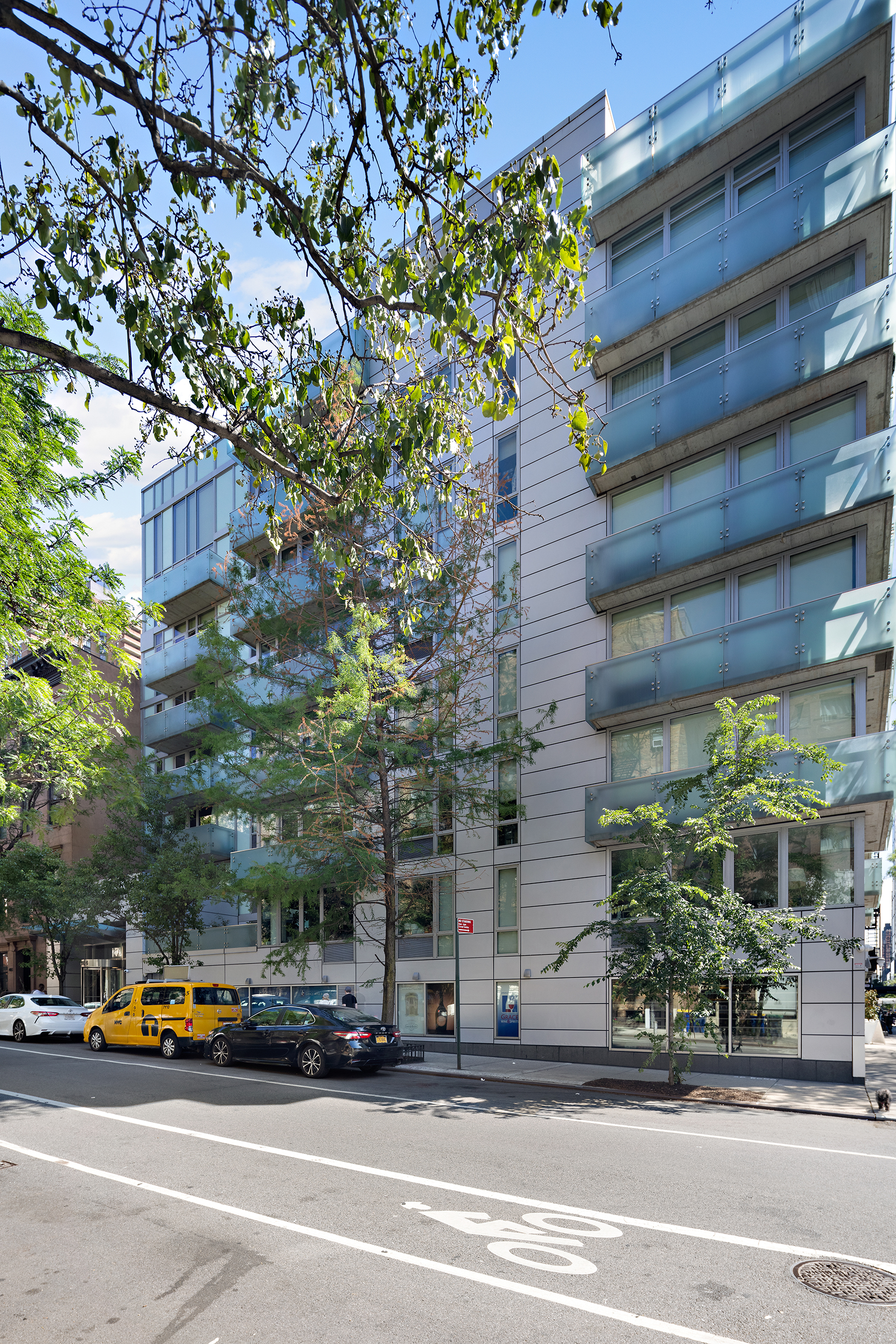 464 West 44th Street, Unit 6J Manhattan, NY 10036 - Photo 14 of 15 Gallery Image 14