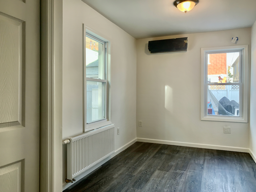 37-11 94th Street, Unit 1 Queens, NY 11372 - Photo 4 of 7