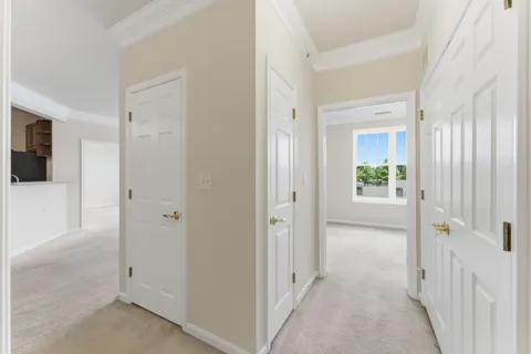 $277,854 | 14241 Kings Crossing Boulevard, Unit 411, Boyds, MD 20841