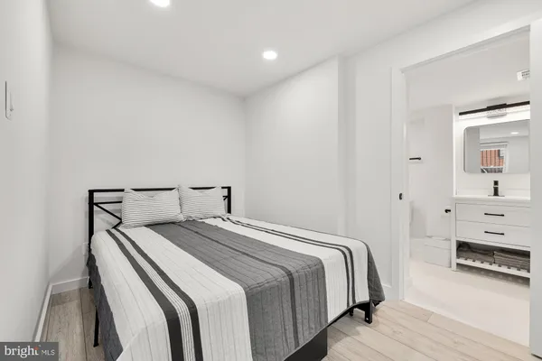 $2,175 | 1821 19th Street Northwest, Unit 2, Washington, DC 20009