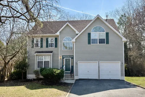 $435,000 | 4 Rainbow Drive, Mays Landing, NJ 08330