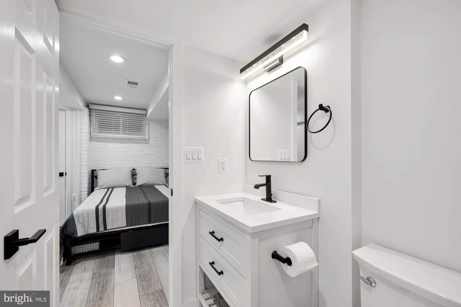$2,340 | 1821 19th Street Northwest, Unit 1, Washington, DC 20009
