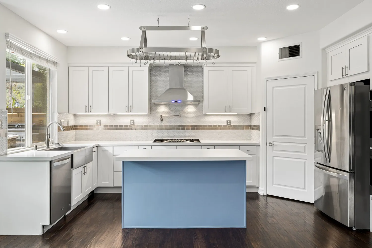 $1,690,000 | Wynfreed Lane, Porter Ranch, CA 91326